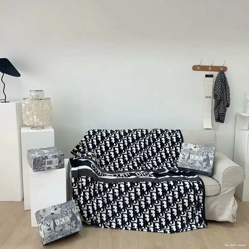 FLEECE OBLIQUE BLANKET THROW 0611